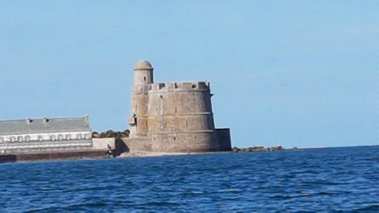Les Cormorans Saint-Vaast-la-Hougue Exterior foto